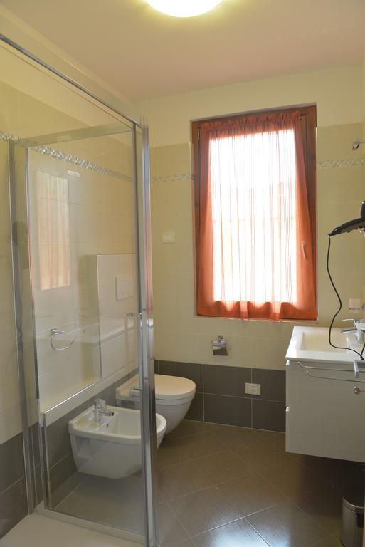 Villa Artemia Manerba del Garda Kamer foto