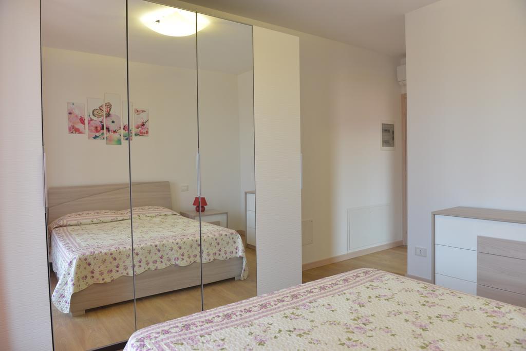 Villa Artemia Manerba del Garda Kamer foto