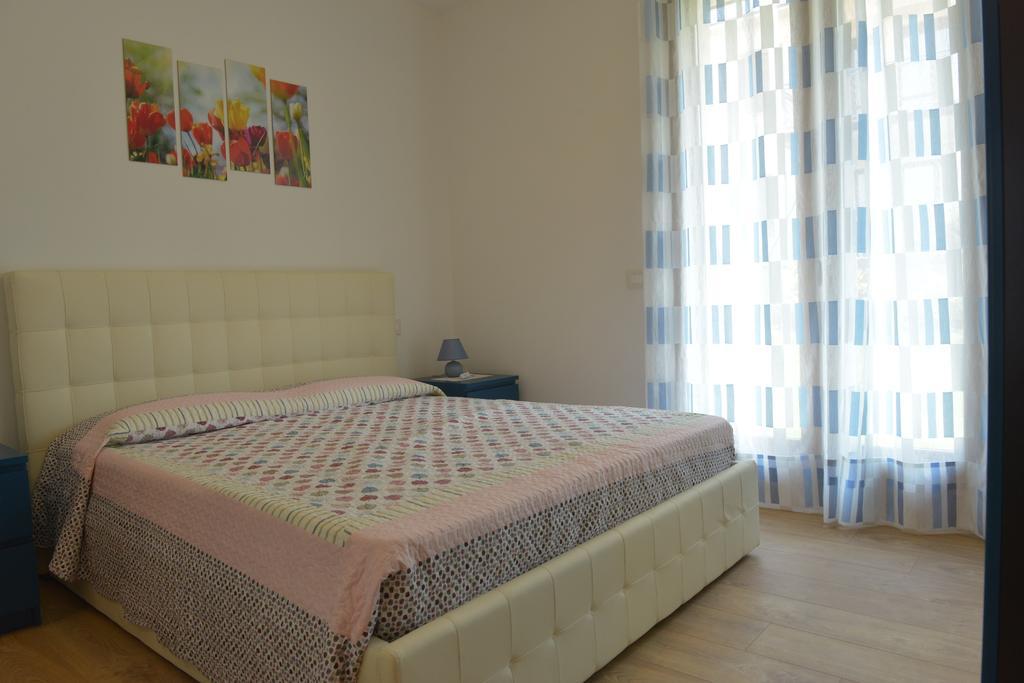 Villa Artemia Manerba del Garda Kamer foto