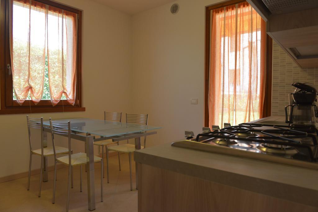 Villa Artemia Manerba del Garda Kamer foto