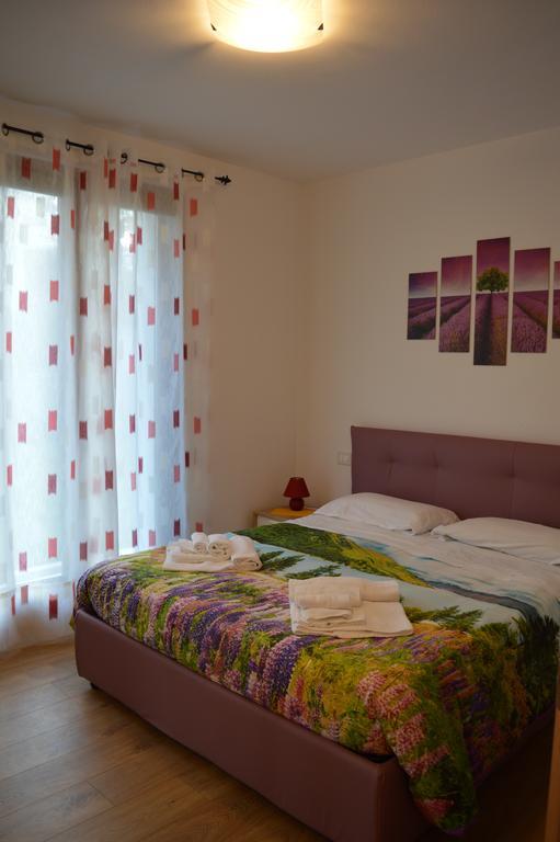Villa Artemia Manerba del Garda Kamer foto