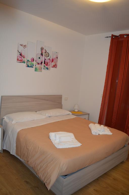 Villa Artemia Manerba del Garda Kamer foto